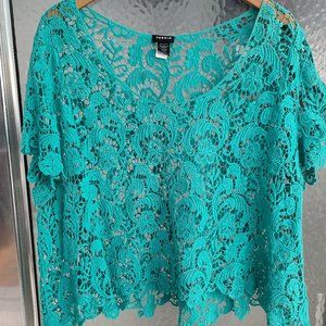 Torrid Turquoise Crochet Crop Top size 2